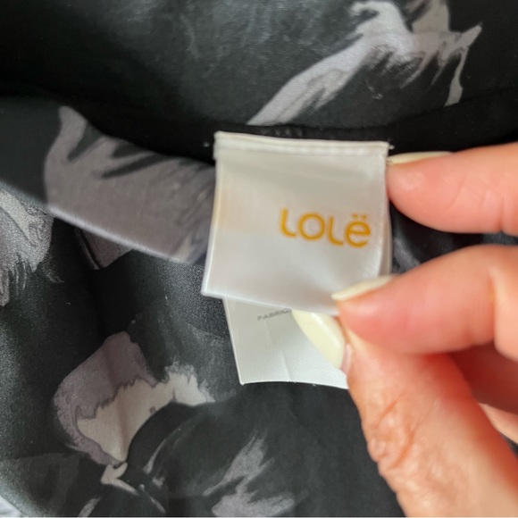 Lole Skort Black Floral Size Small GUC - Picture 3 of 6